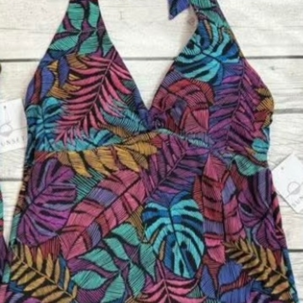Sunsets Heidi Tankini Panama Palms L - NWT